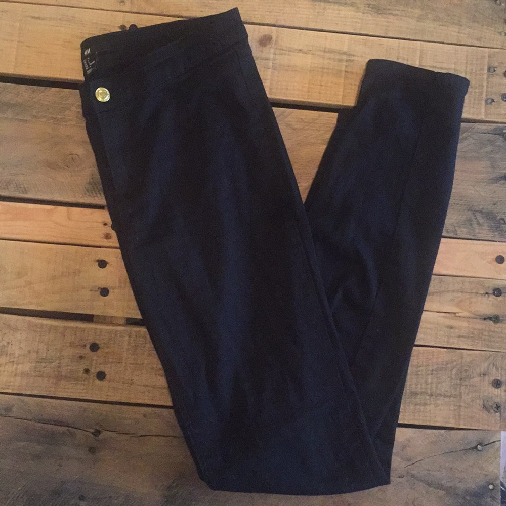 H&M Skinny leg black pants